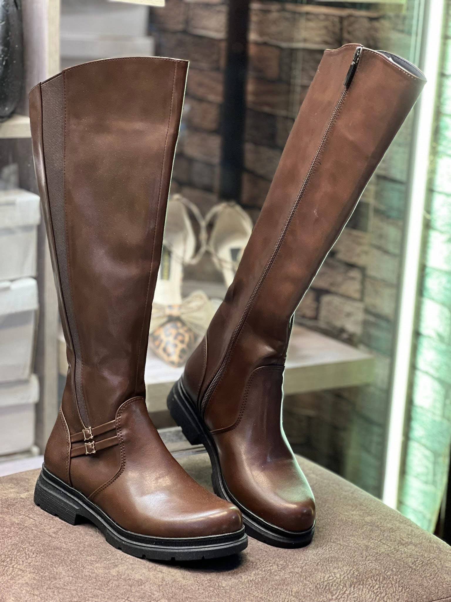 Imported Faux Leather Boots – Elegant & Comfortable