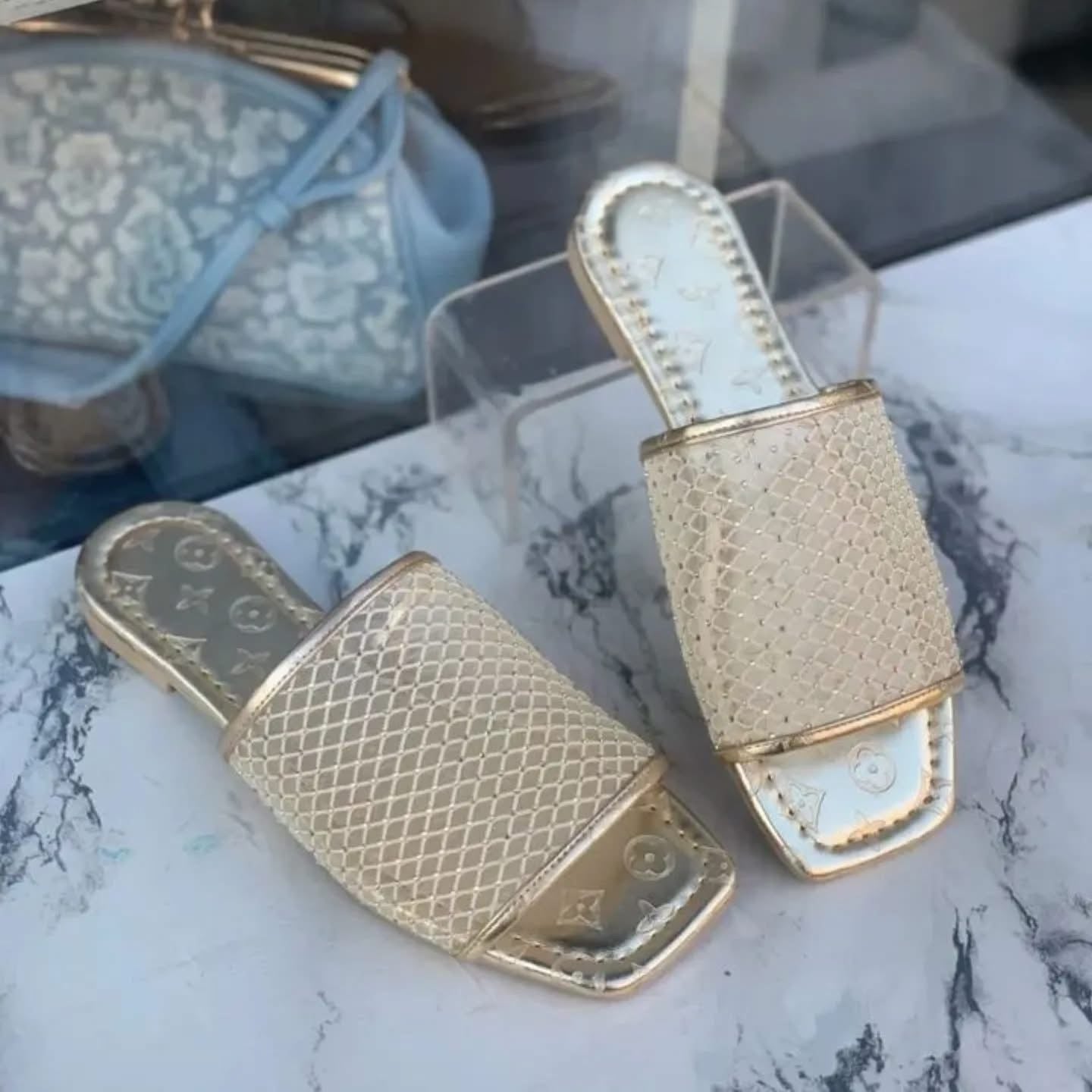 Deebaj CloudWalk slipper